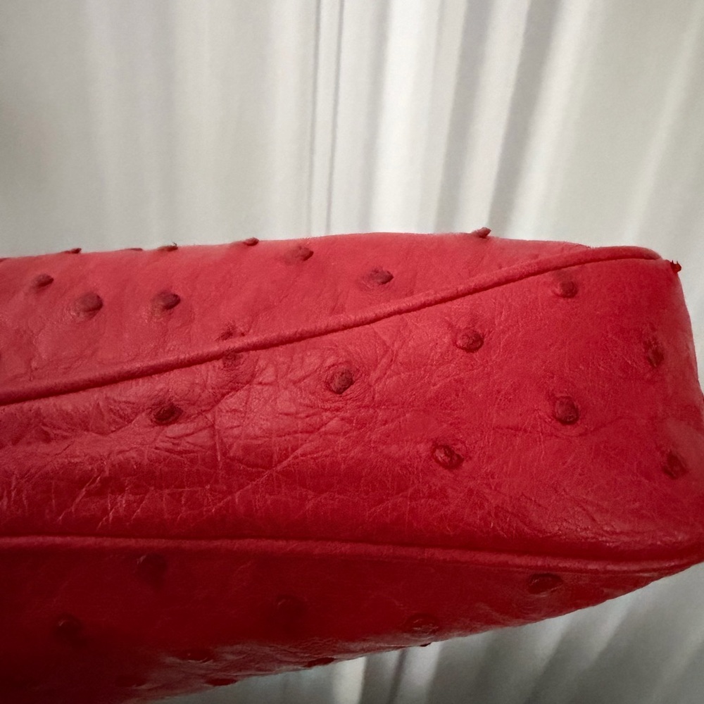 Via La Moda genuine ostrich leather red bag with Gold Hardware - Picture 9 of 12